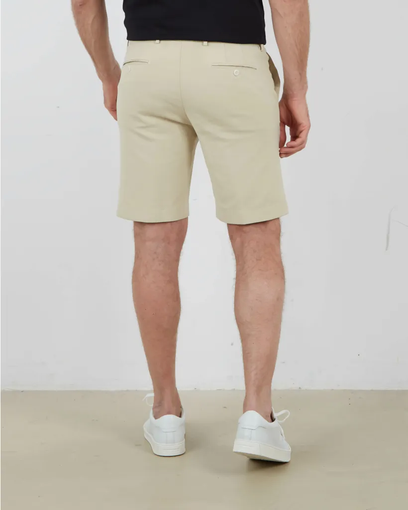 Alan Short Comfort Fit Beige
