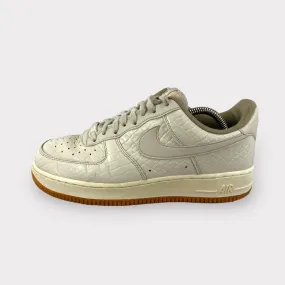 Nike Air Force 1 07 Premium Wmns -